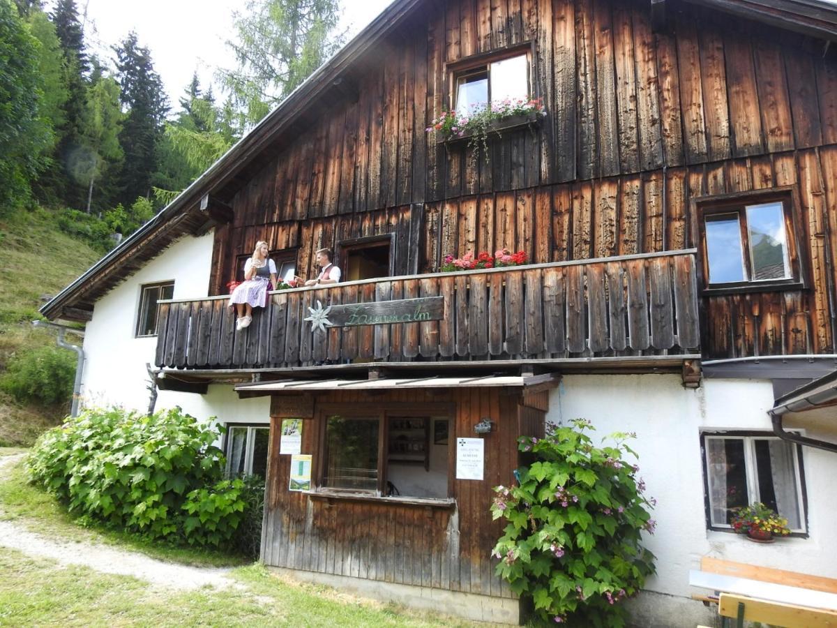 Zauneralm Aich  Buitenkant foto